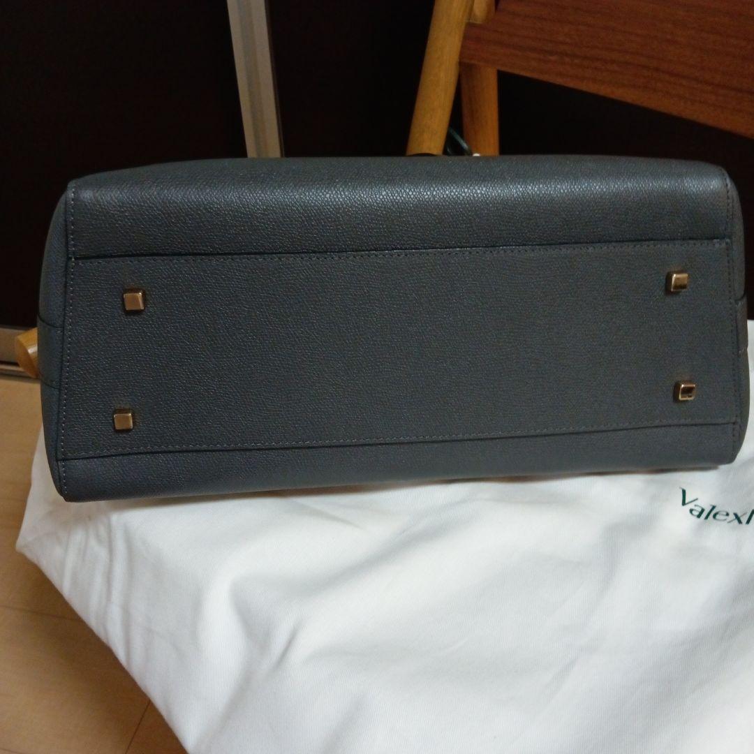 Valextra グレー レザー トートバッグ - メルカリ