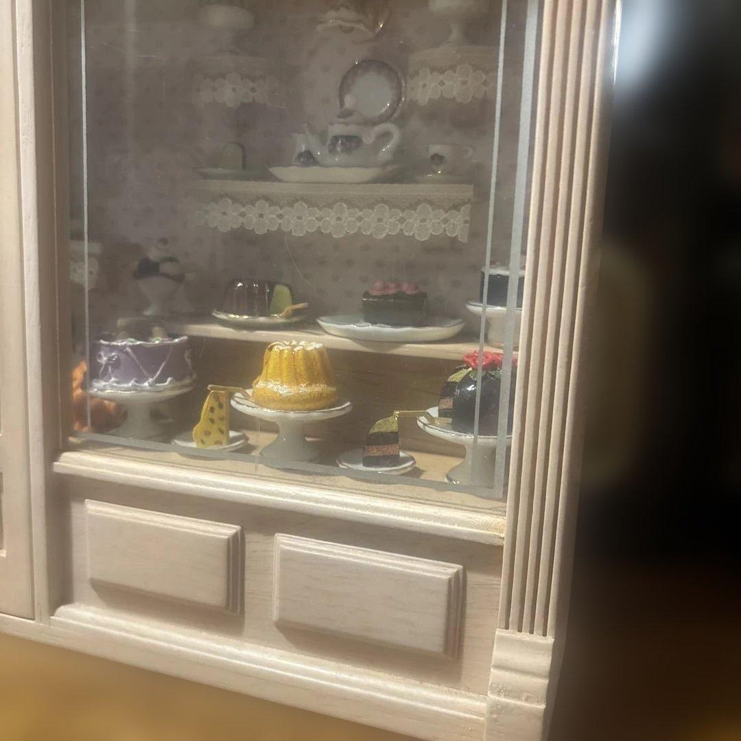 ドイツ ロイターポーセレン ミニチュアショップシリーズ ケーキ屋さん