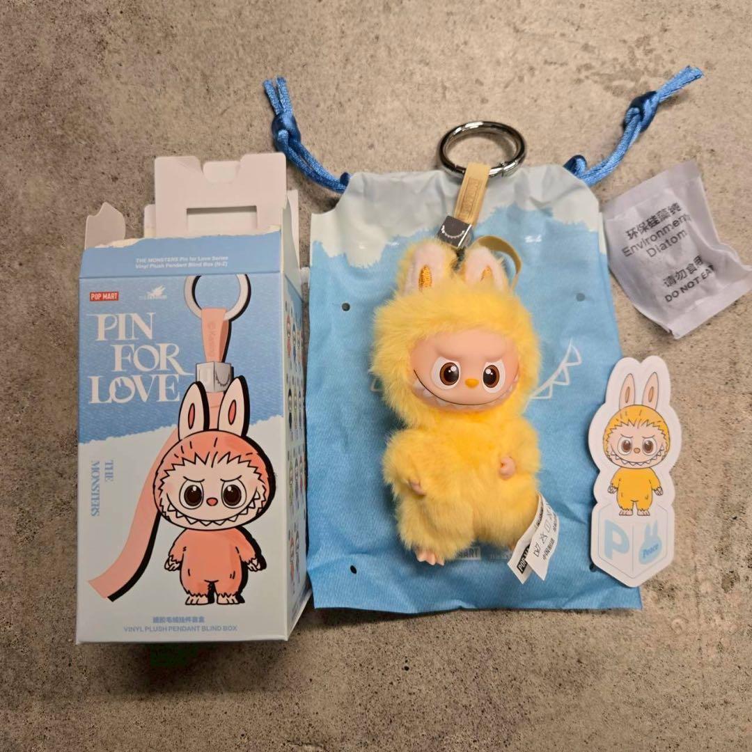 PIN FOR LOVE POPMART ラブブ (P) - メルカリ