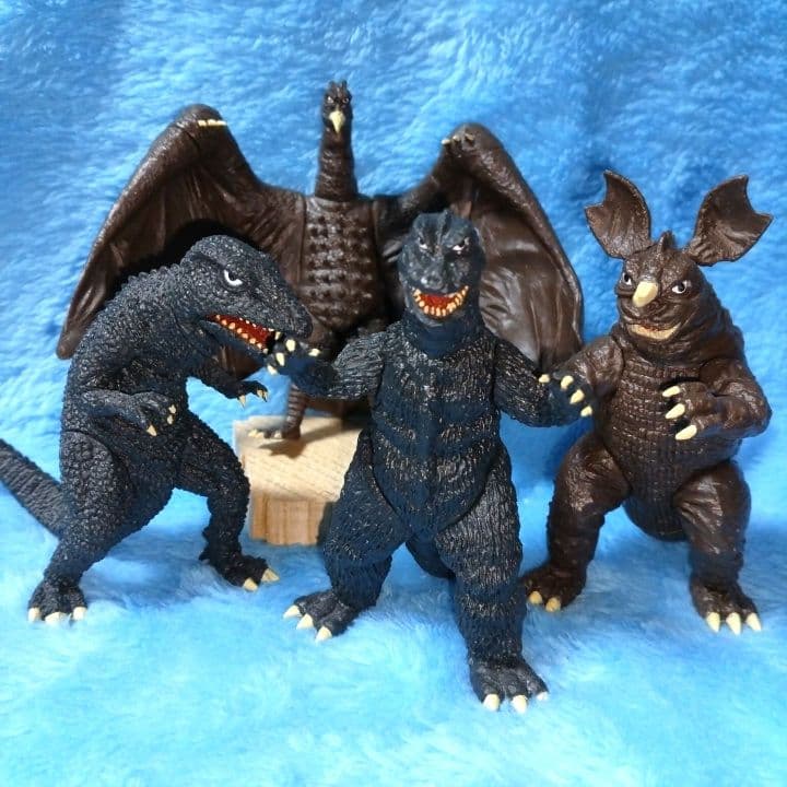 HGゴジラ 怪獣総進撃編 全4種フルコンプリートセット - メルカリ