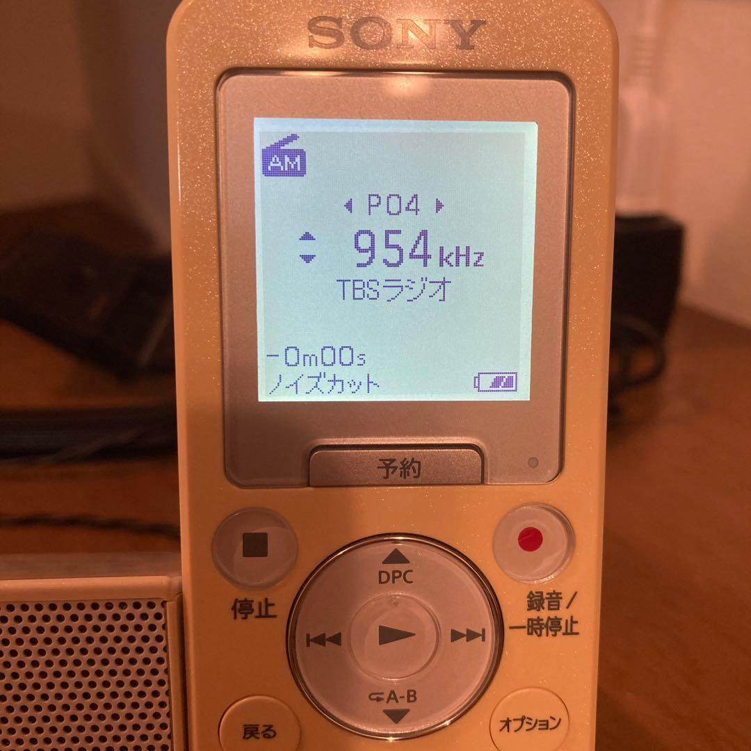 中古品　SONY ポータブルラジオレコーダー ICZ -R100 ICレコーダー