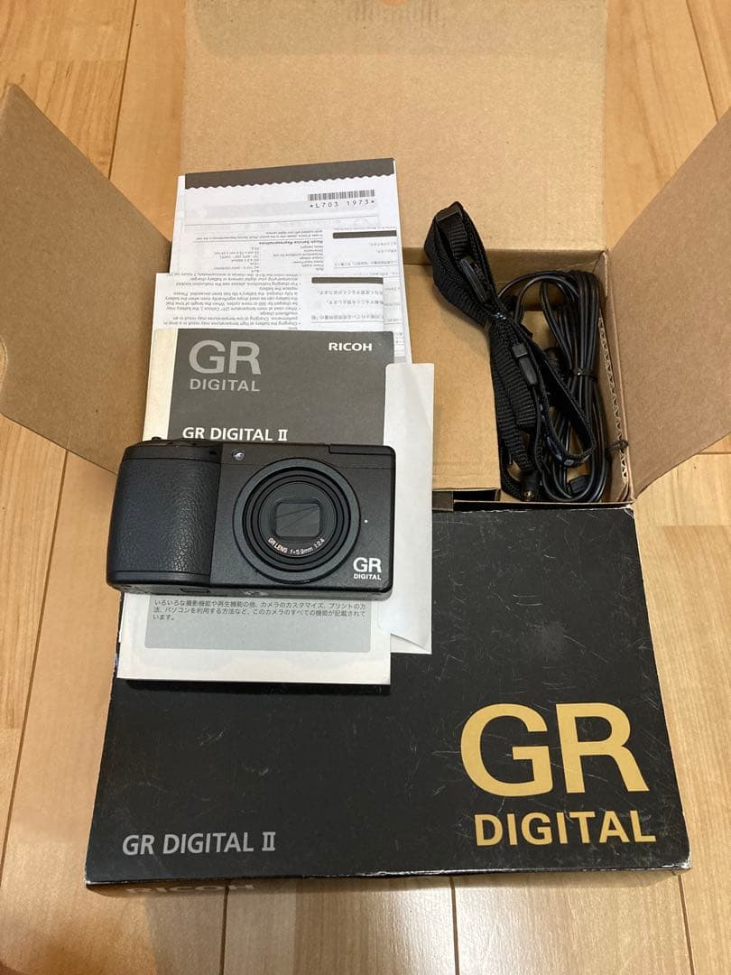 美品RICOH GR DIGITAL II 本体と付属品 リコー（RICOH） 中古 1年保証 美品 RICOH GR DIGITAL II (1000万画素
