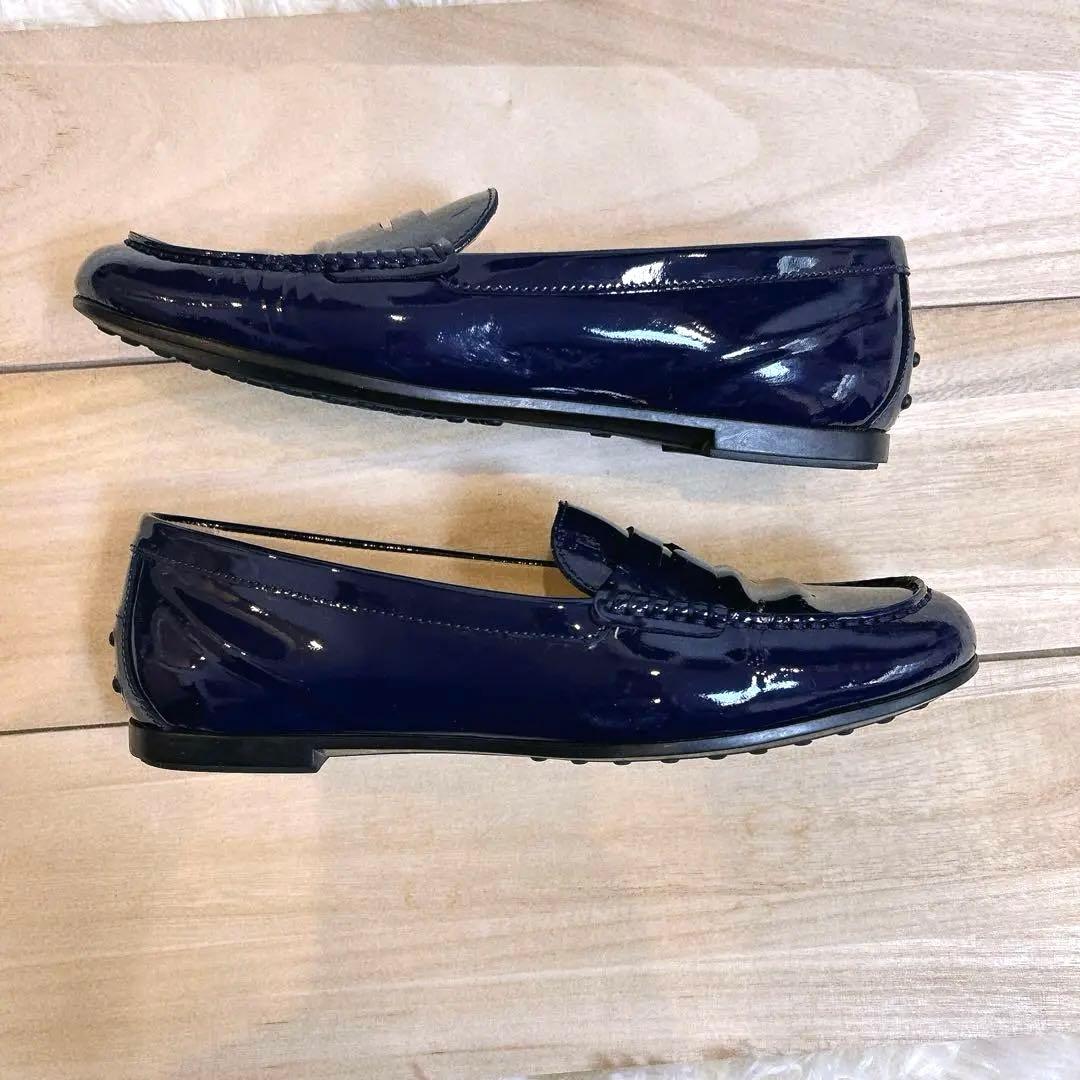 TOD'S トッズ ローファー パテント ロゴ刻印 24cm ネイビー - メルカリ