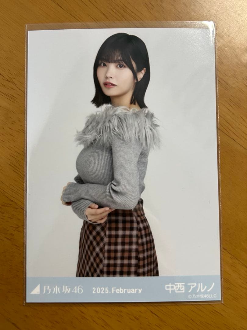 乃木坂46 生写真 オフショルニット 中西アルノ チュウ - メルカリ