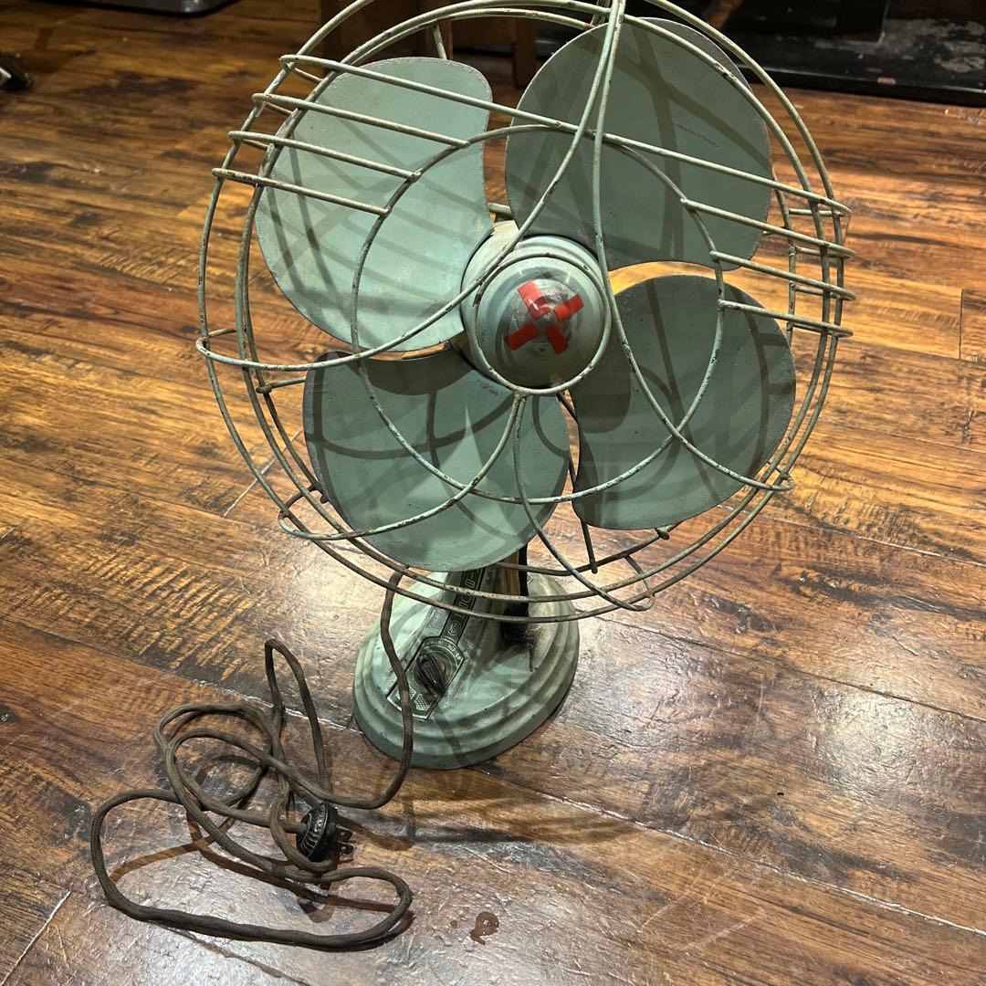 芝浦 レトロ グレー 扇風機 4枚羽根 最終値下げ 芝浦 レトロ グレー 扇風機 4枚羽根 最終値下げ - メルカリ