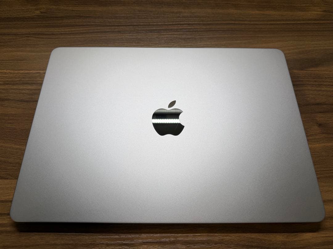 m*i様 Apple MacBook Air 13.6インチ M2 8GB 25 Amazon.com: Apple MacBook Air MVFK2LLA, 13 Inches 1.6GHz dual-core