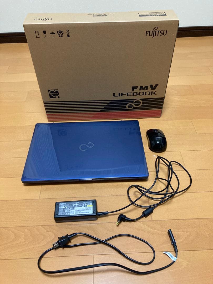 富士通 LIFEBOOK AH77/B3 Corei7-8550U SSD増設