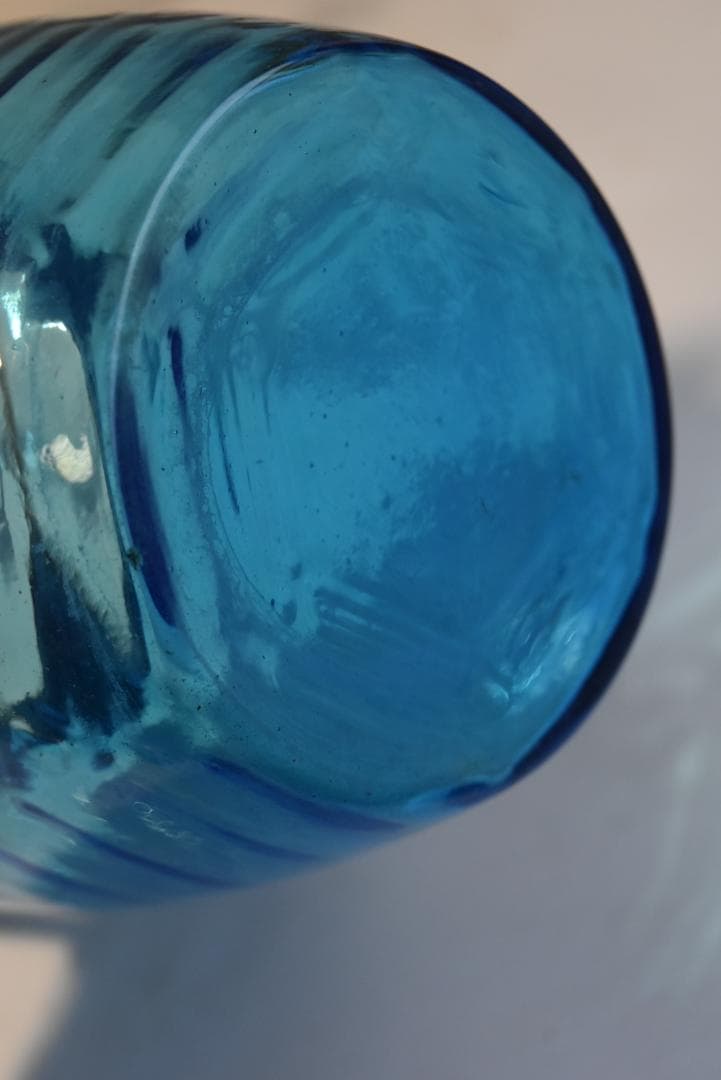 訳有 フランスアンティーク 青いガラスのボンボ二エール・ビスケット