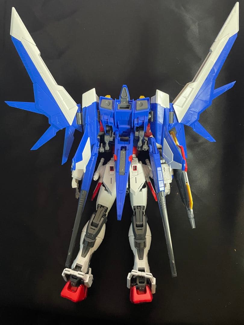MG、HG ビルド系ガンプラ 素組み (1部塗装あり) - メルカリ