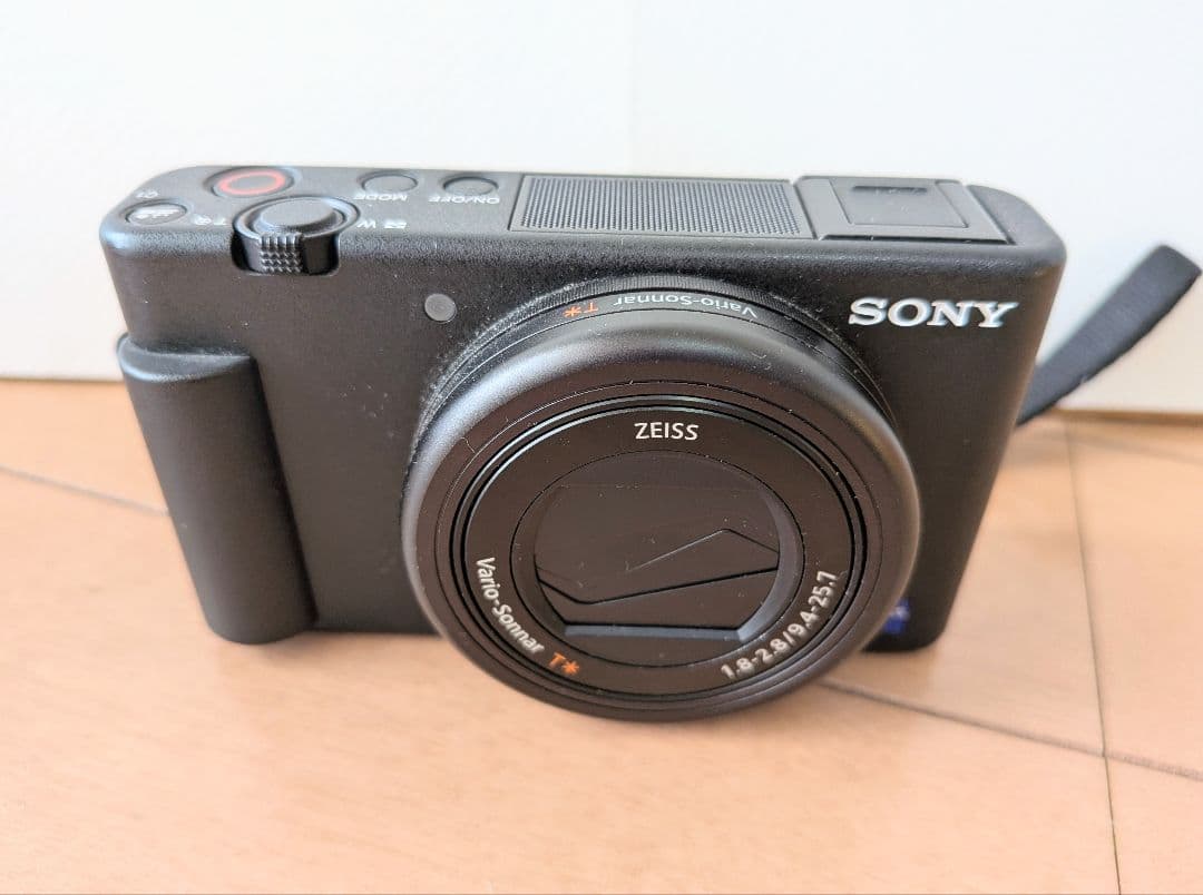 SONY VLOGCAM zv-1、箱、説明書、バッテリー2個 美品 - メルカリ