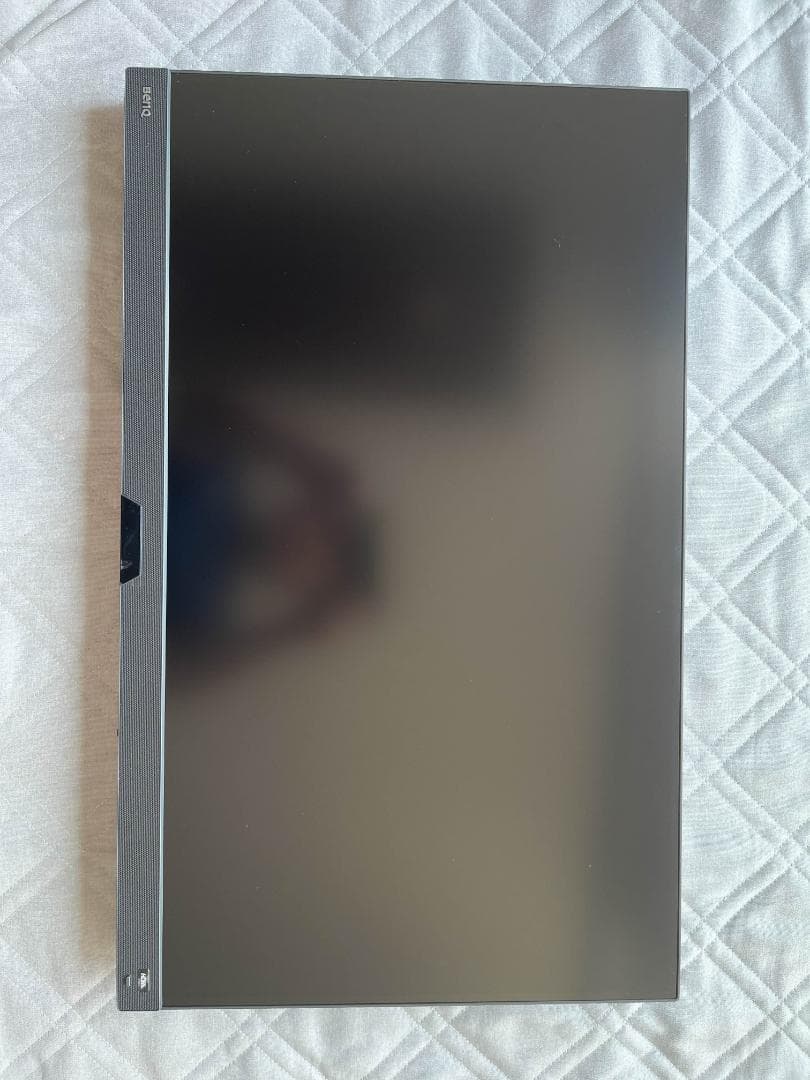 BenQ EX3210U 32インチ 4K UHD BenQ Mobiuz EX3210U review: A gaming monitor with a split