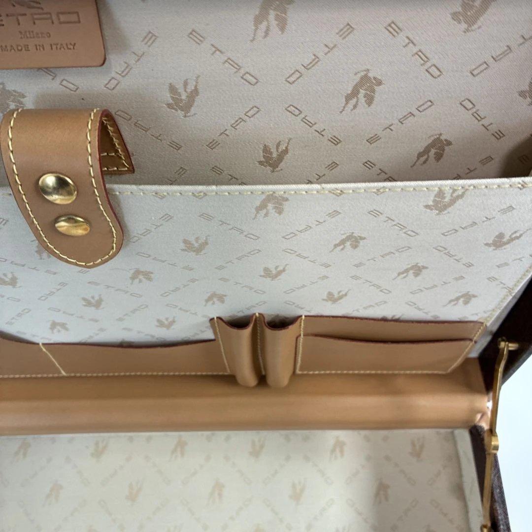 新品 エトロ アタッシュケース 43×30×10 - メルカリ