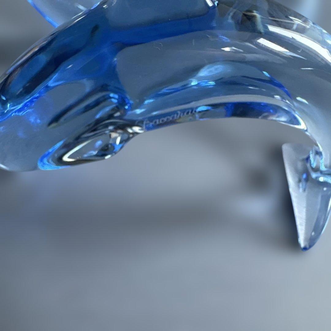 Baccarat 青色ガラス製イルカの彫刻 - メルカリ