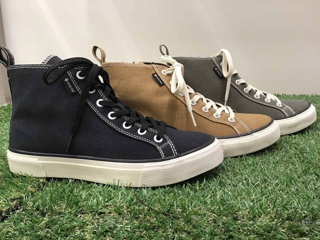 雨にも負けぬハイカットスニーカー | 靴のリーガルコーポレーション