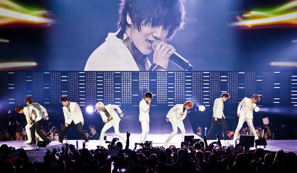 SHINee and South Korean K-Pop Groups at Madison Square Garden