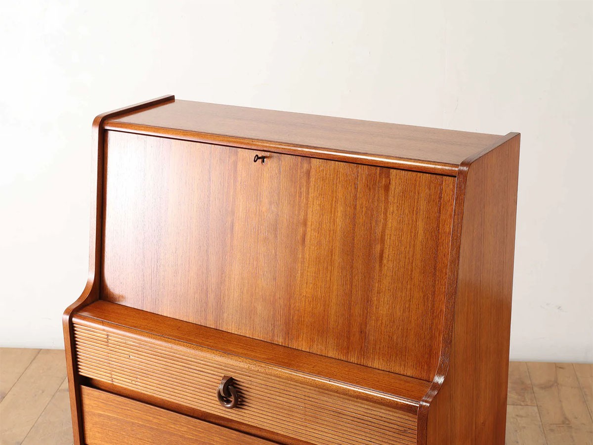 Lloyd's Antiques Real Antique Bureau / ロイズ・アンティークス 英国