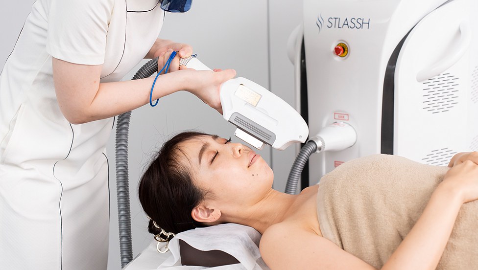 業務用脱毛機【STRIKE（ストライク）】業界初のエレクトロポレーション脱毛