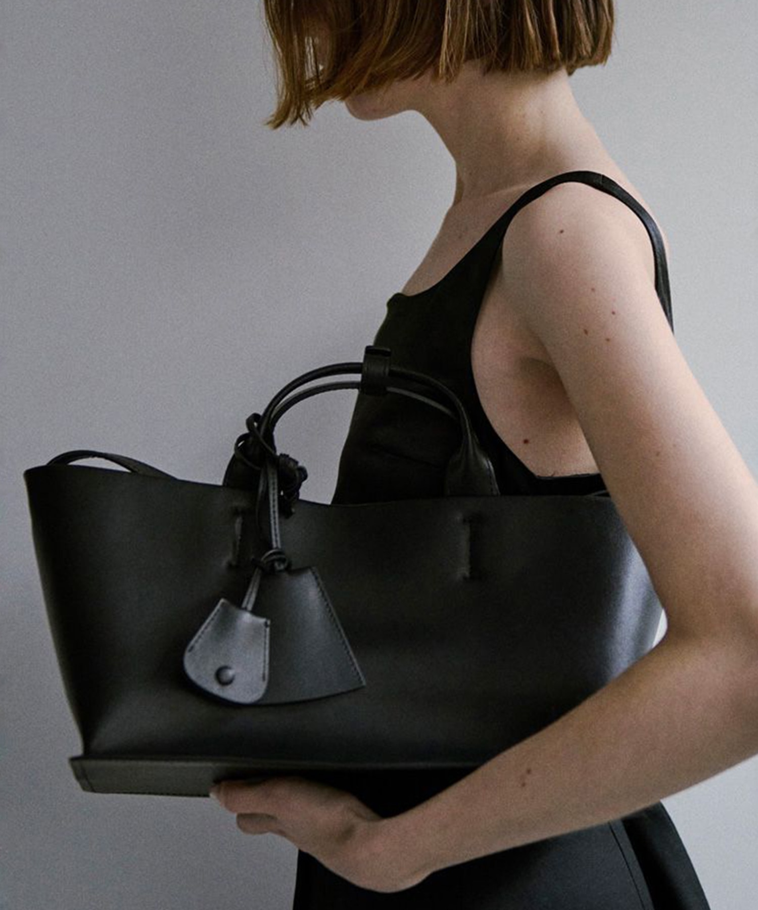 Useful Leather Bag (M)(FREE BLACK): TODAYFUL: WOMENS｜ STUDIOUS
