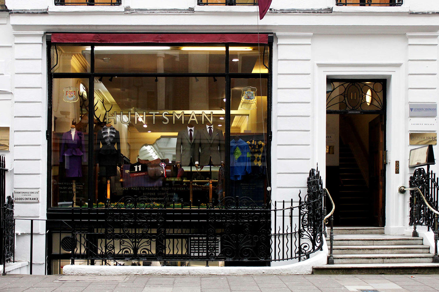 映画『キングスマン』で復活した老舗テーラー～ハンツマン | PRESIDENT